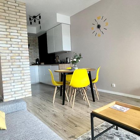 Apartments Sleep & Go Modlin Airport Nowy Dwor Mazowiecki Exterior photo