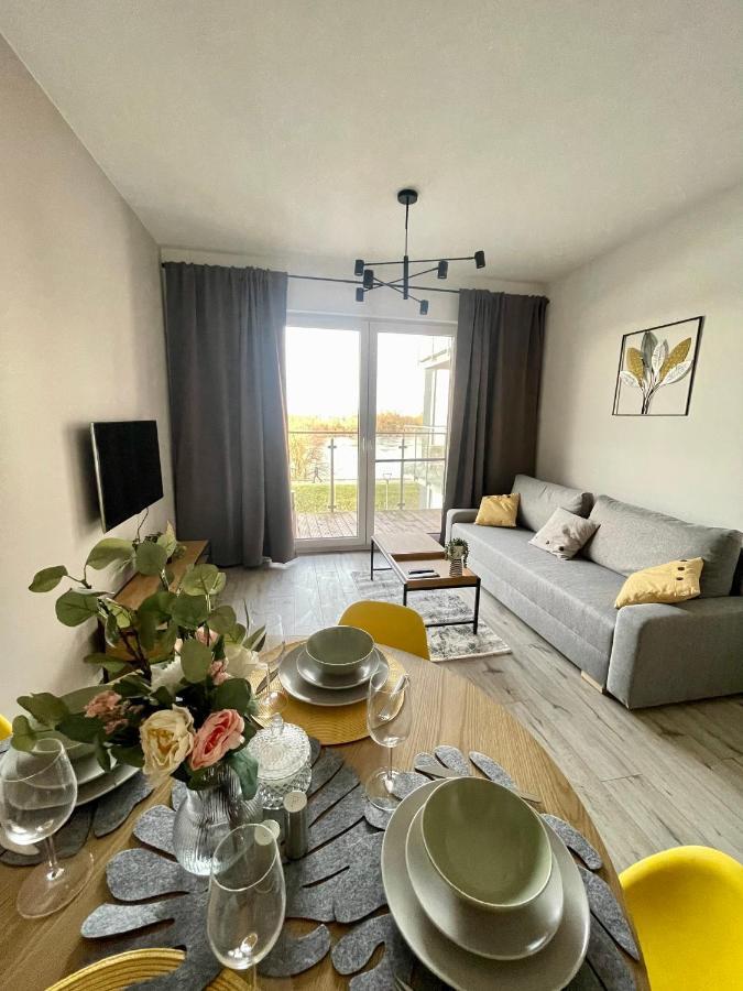 Apartments Sleep & Go Modlin Airport Nowy Dwor Mazowiecki Exterior photo