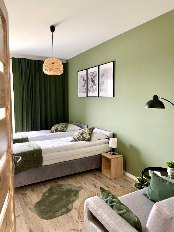 Apartments Sleep & Go Modlin Airport Nowy Dwor Mazowiecki Exterior photo